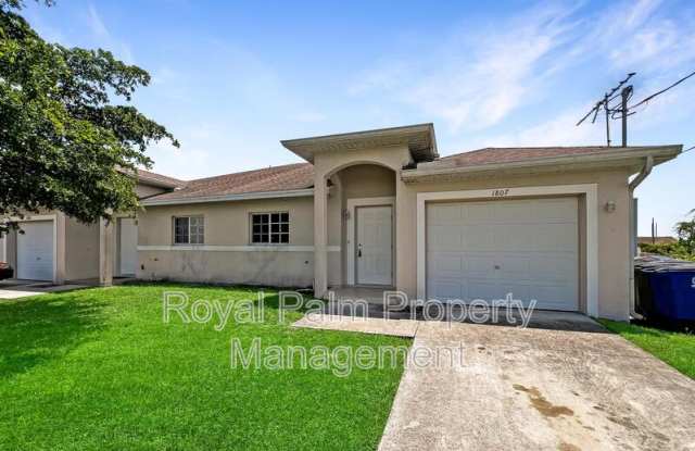 1807 Gordon Avenue South - 1807 Gordon Avenue South, Lehigh Acres, FL 33973