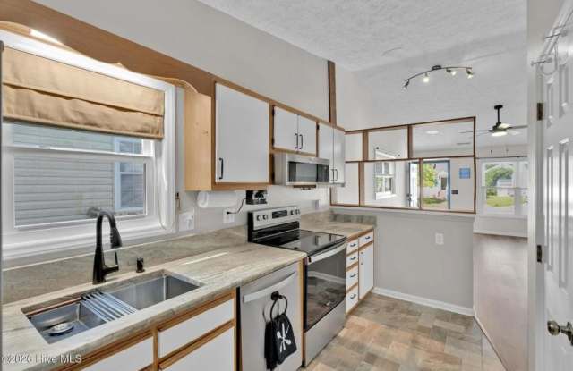 621 Varsity Drive Gallery 4
