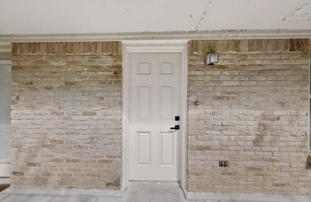 7708 Royal Lane Gallery 4