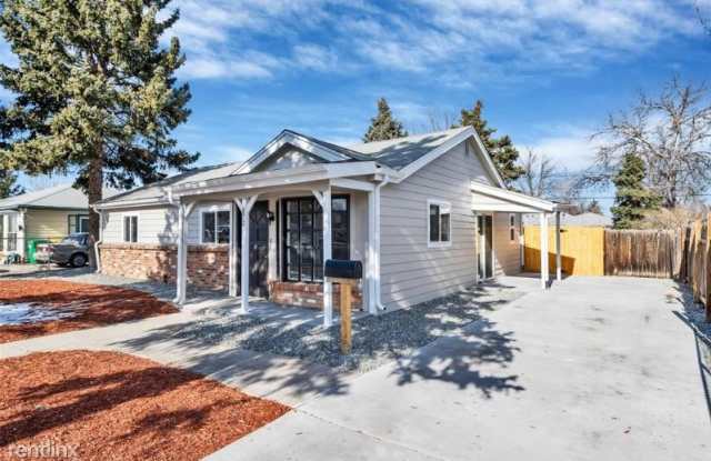 872 Uvalda St Gallery 2