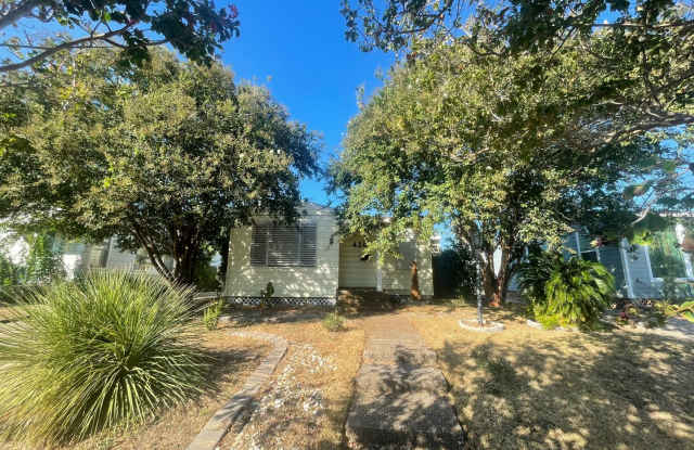 Alameda Estate Gem with Covered Parking  Fenced Yard photos photos