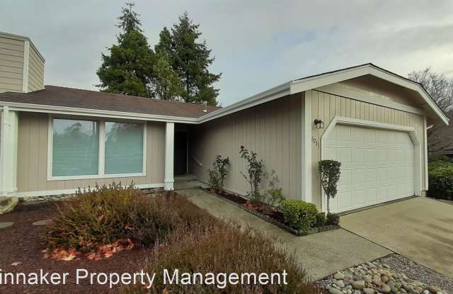 6231 N 37th St - 6231 North 37th Street, Tacoma, WA 98407
