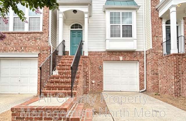 1033 Thornborough Drive photos photos