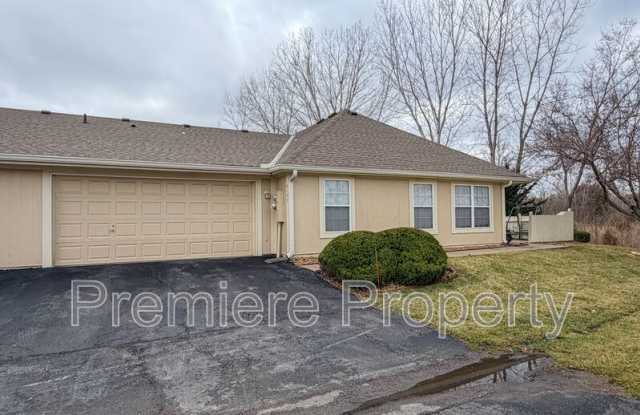 6102 NE Kensington Dr photos photos