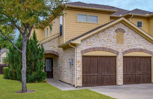 Riachi at ONE21 photos photos