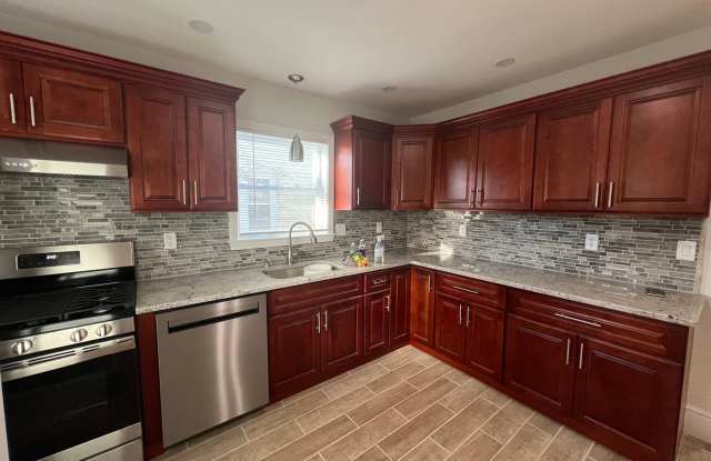 10 Cady Ave photos photos