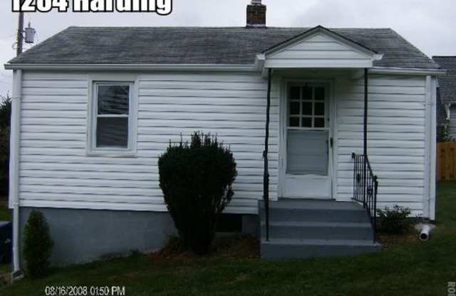 1 Bedroom 1 Bath Above Garage Apartment photos photos