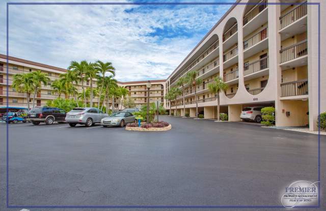 MARCO ISLAND 1 BEDROOM 1 BATH ** WEEKLY UNIT** - 1015 Anglers Cove, Marco Island, FL 34145