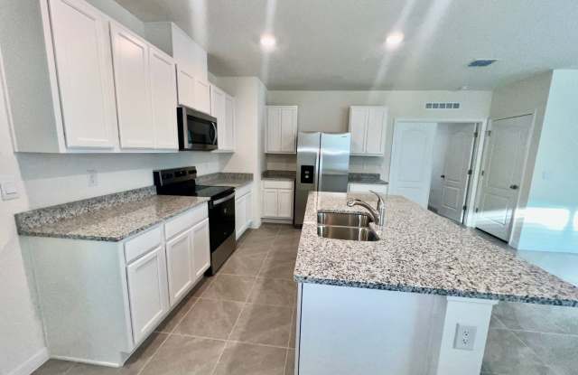 3-Bedroom Home in Harmony West, Available Now. Gallery 3