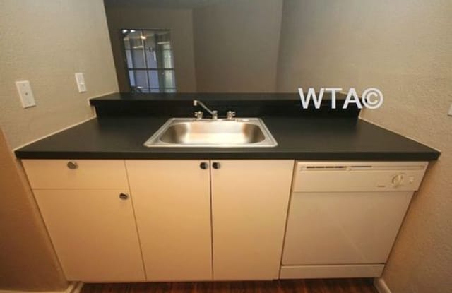 1230 East 38th 1/2 Street - 1230 E 38th 1/2 St, Austin, TX 78722