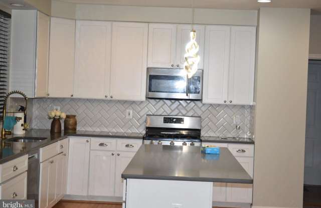 6339 ALDERMAN Drive Gallery 4