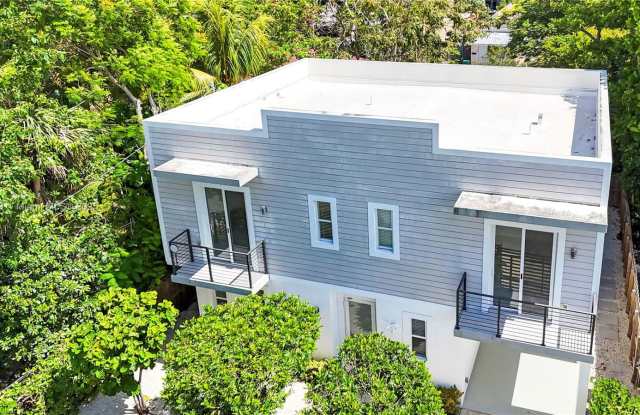3832 Thomas Avenue photos photos