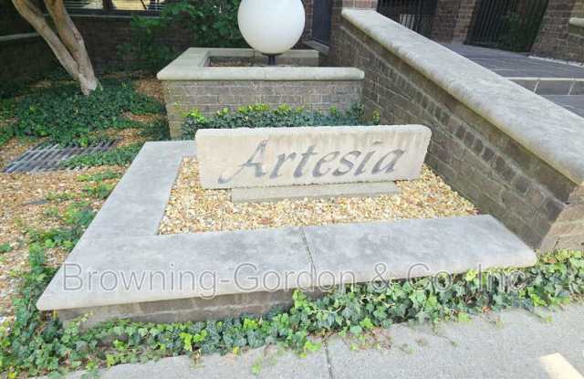 2905 Parthenon Ave. Gallery 2