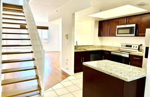 771 SW 148th photos photos
