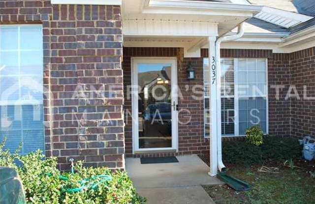 Home in Fultondale! COMING SOON! Deposit Pending! Gallery 3