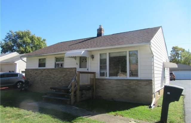 82 Best Street - 82 Best Street, Bedford, OH 44146