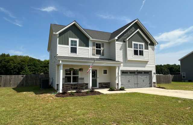 **MONTH of OCTOBER RENT FREE!** Spacious 4-Bedroom Rental in Linden, NC! Perfect for Military Families! Gallery 3