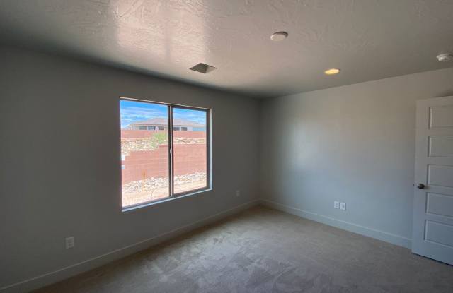 3131 E Sky Rim Way Gallery 3