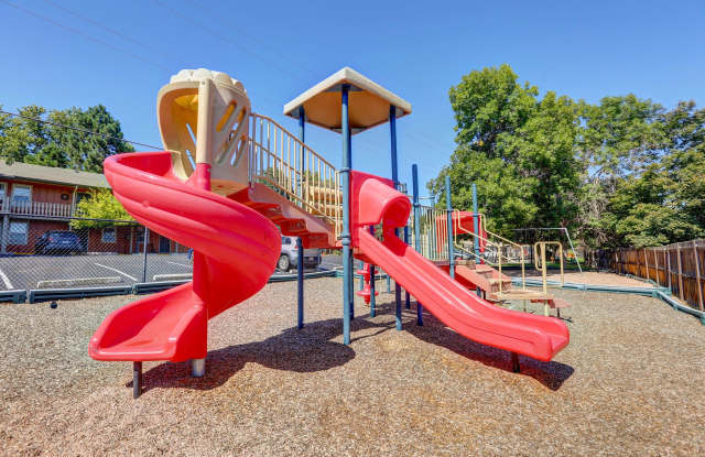 Edelweiss Apartments Gallery 4