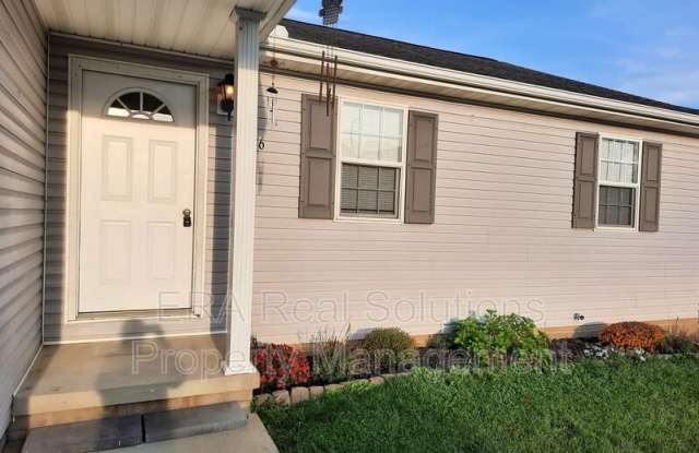 1046 N West St. photos photos