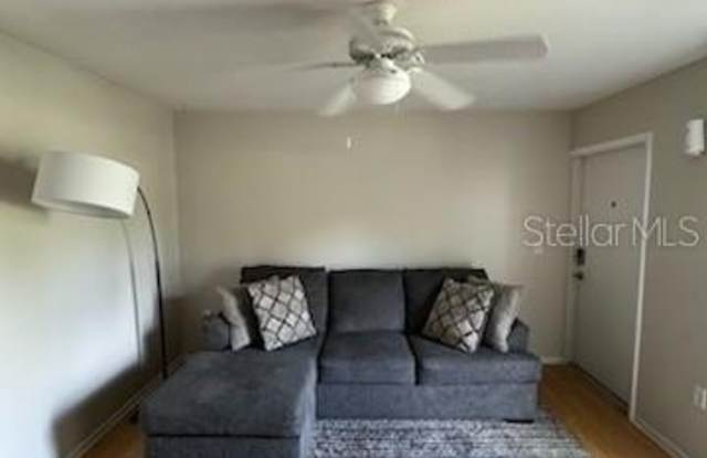 2304 RINGLING Boulevard Gallery 3