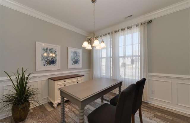1005 E Ocean View Avenue Gallery 3