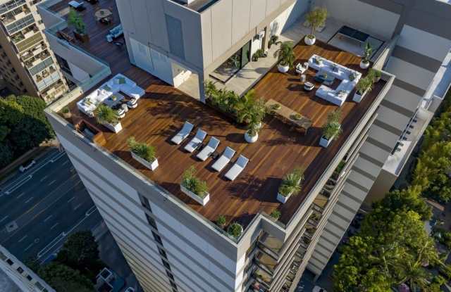 10445 Wilshire Blvd unit: Ph photos photos