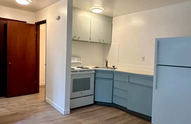 California Avenue Apartments photos photos
