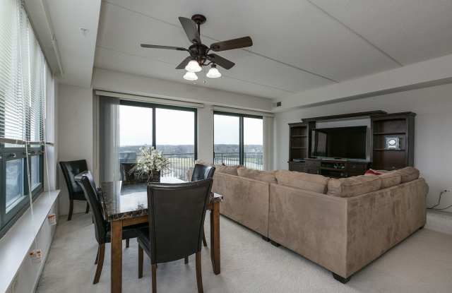 6420 Double Eagle Drive Gallery 4