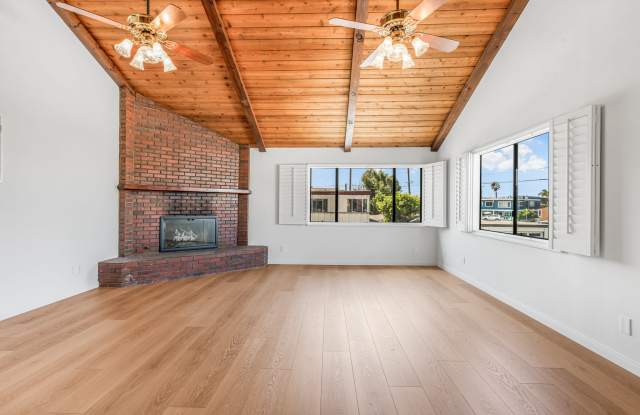 221 Rossmore Drive Gallery 3