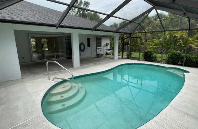 17525 Waco Avenue photos photos
