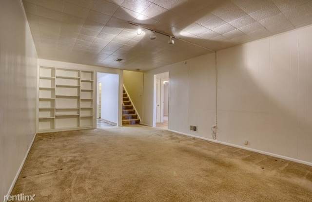 1735 Upham Street Gallery 2