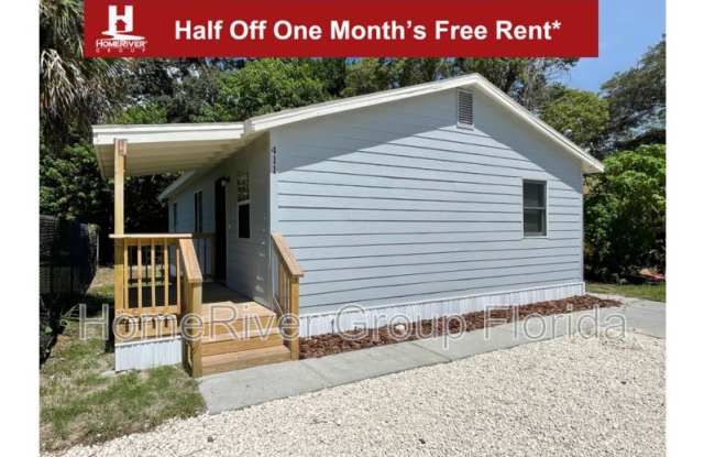 411 E Oakwood St - 411 East Oakwood Street, Tarpon Springs, FL 34689