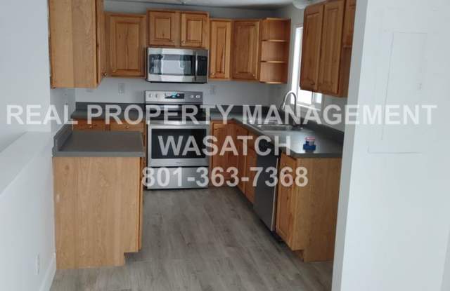 7587 S 2350 W Gallery 4
