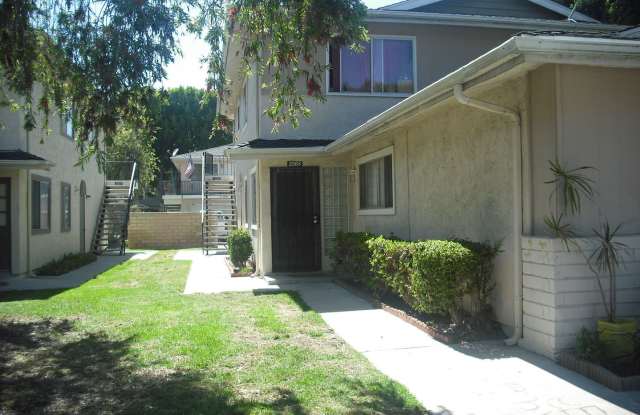 Spacious single level condominium home Gallery 3