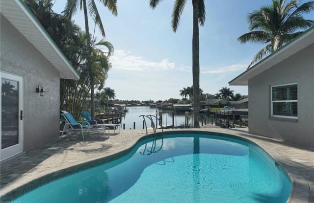 922 SW 56th ST - 922 Southwest 56th Street, Cape Coral, FL 33914