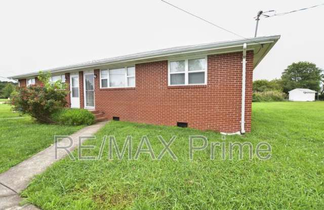 936 & 938 Schumann Dr. photos photos