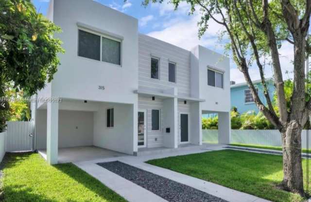 313 NW 34th Ave - 313 Northwest 34th Avenue, Miami, FL 33125