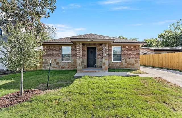 1108 N 9th St photos photos