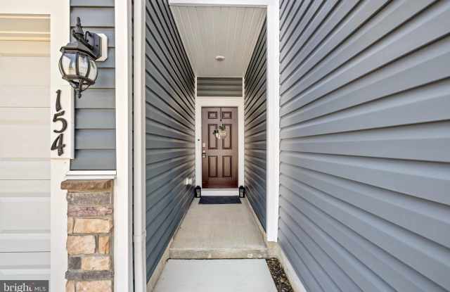 154 HANNOCK ST Gallery 2