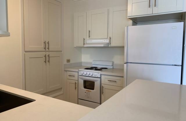 Sun Hala off Kapahulu Ave photos photos