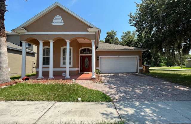 One of a Kind 4 bedroom 3 bathroom Vaulted ceilings! - 1027 Marisa Lane, Osceola County, FL 34744 One of a Kind 4 bedroom 3 bathroom Vaulted ceilings! - 1027 Marisa Lane, Osceola County, FL 34744