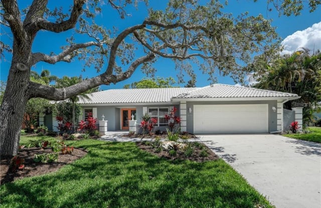 206 CAVALLINI DRIVE - 206 Cavallini Drive, Laurel, FL 34275