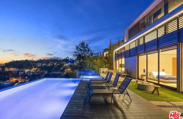 8790 Appian Way photos photos