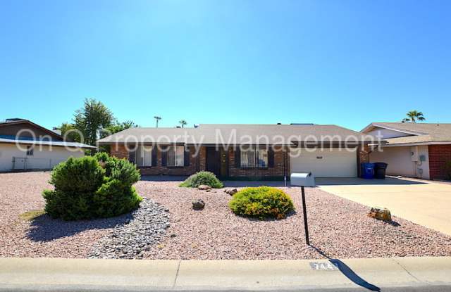 7447 East Ed Rice Avenue Gallery 2