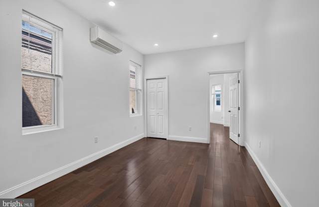 2319 N COLLEGE Avenue photos photos