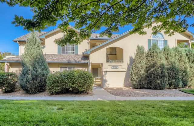 Evolve Real Estate: Bright 1 Bedroom Condo with Private Garage near DTC! photos photos Evolve Real Estate: Bright 1 Bedroom Condo with Private Garage near DTC! photos photos