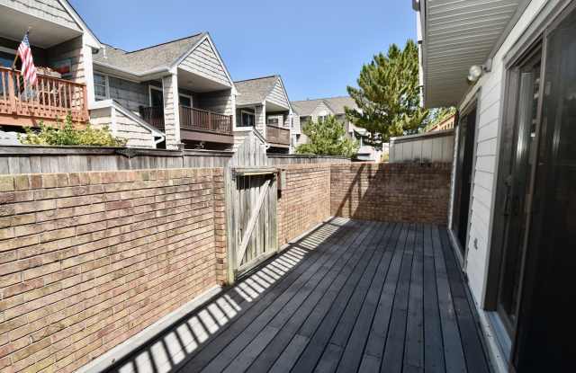 2407 Whaler Court Gallery 4