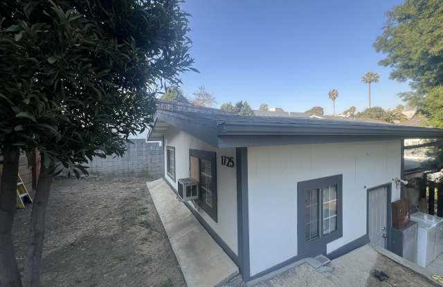 1725 Kent St photos photos