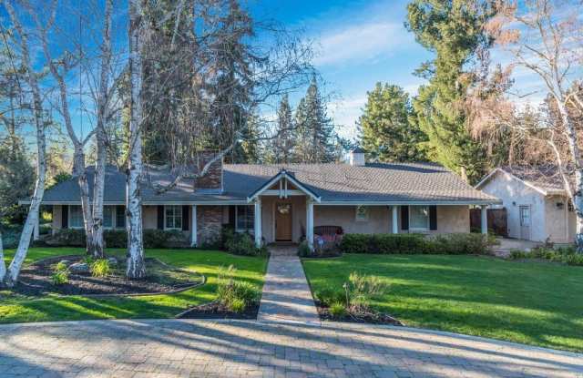 Gorgeous Property on Private Street conveniently located on West side near Downtown! photos photos